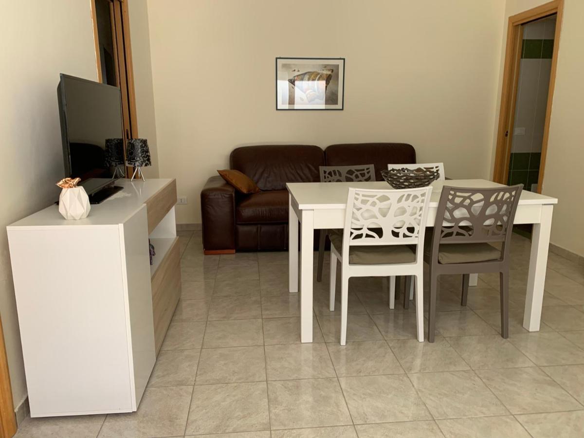 Appartamento In Villa A ポリコーロ エクステリア 写真